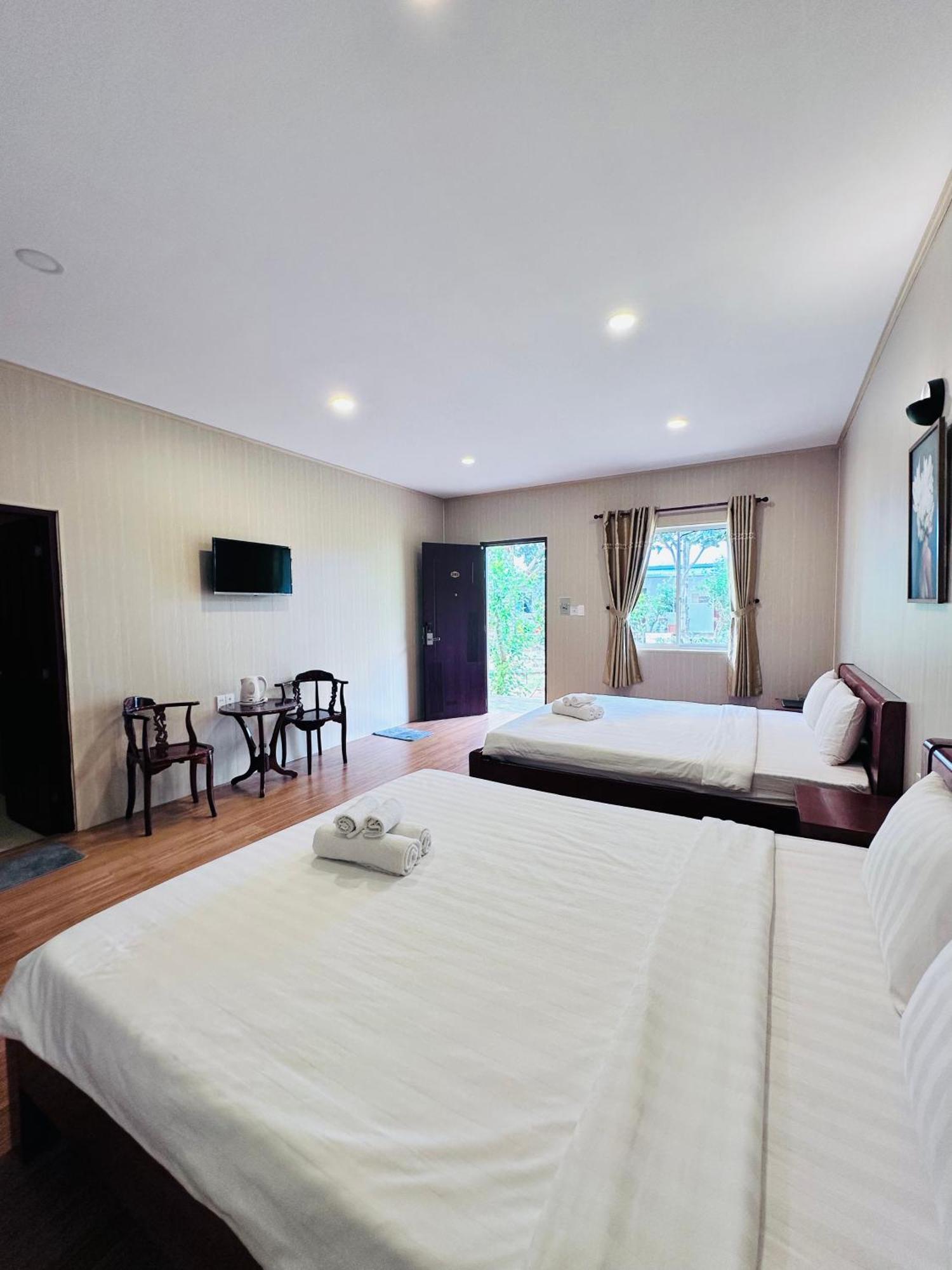 Bungalow Hotel Chi Khu Co Ong Eksteriør billede