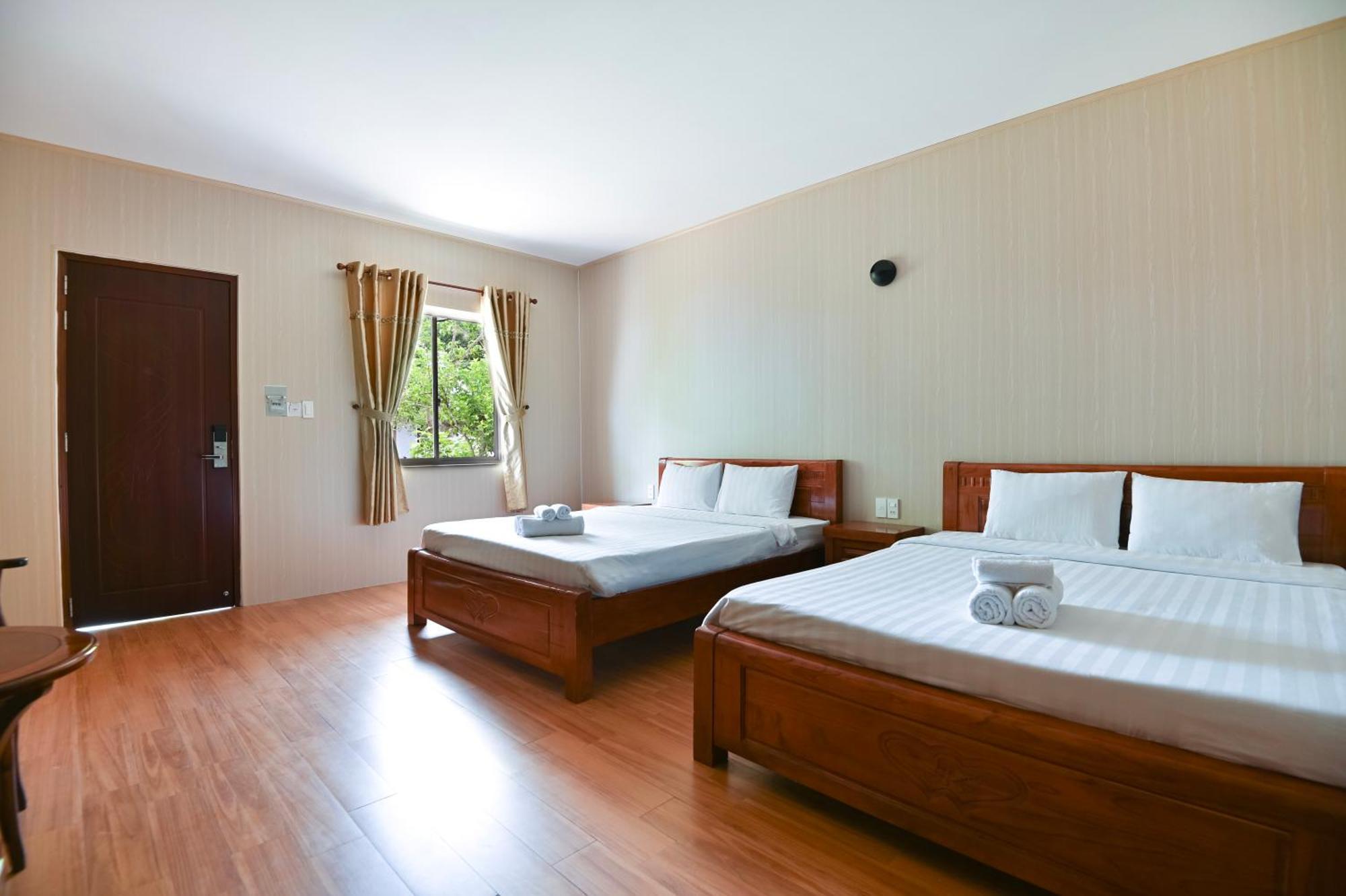 Bungalow Hotel Chi Khu Co Ong Eksteriør billede
