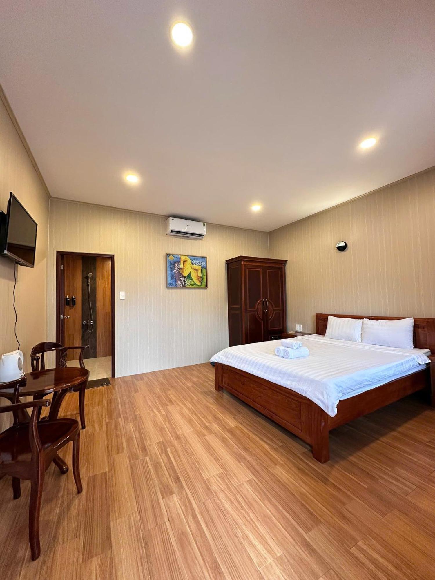 Bungalow Hotel Chi Khu Co Ong Eksteriør billede
